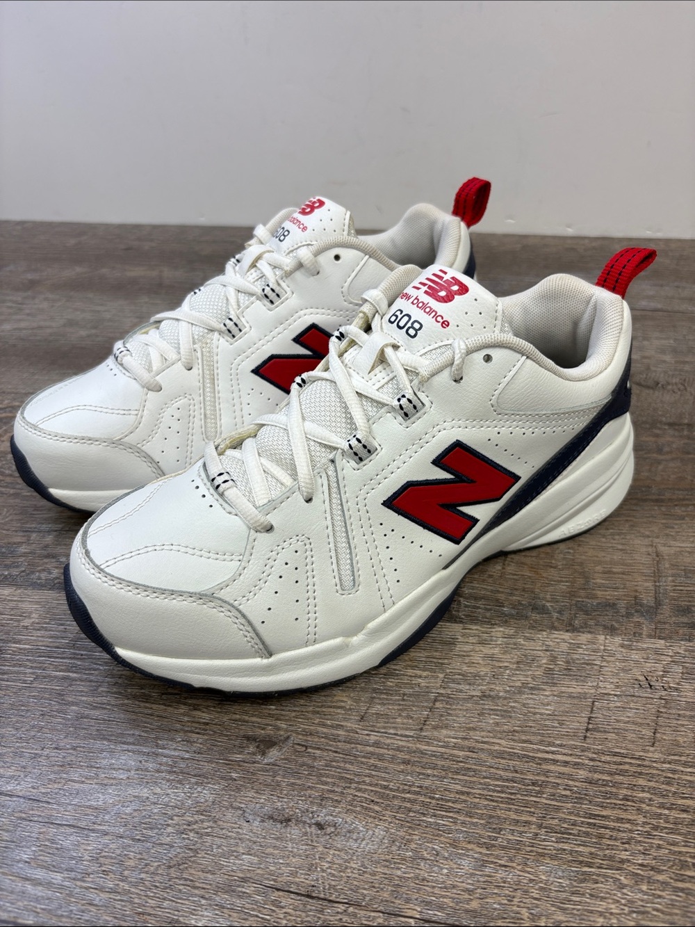 New Balance 608 V5 Men’s Training Walking Sneakers White Red Navy MX608HR5 7.5